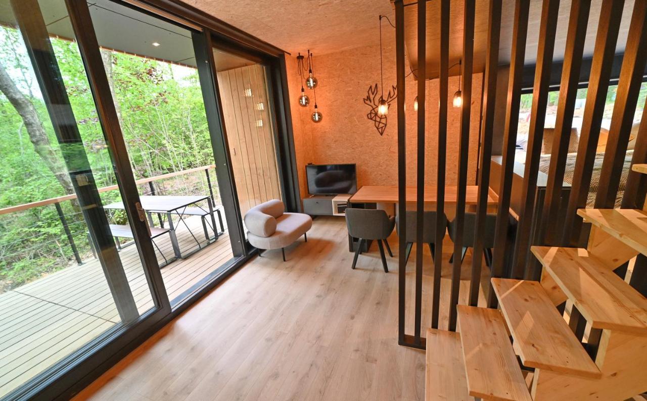 Forest Cube Oignies Bagian luar foto
